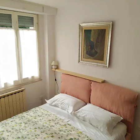 بيت ضيافة Casa Di Debora بيرودجا