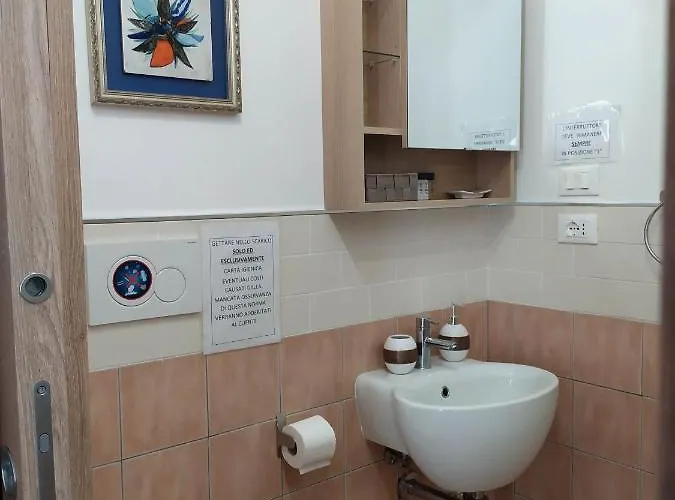 Casa Di Debora Affittacamere 3*